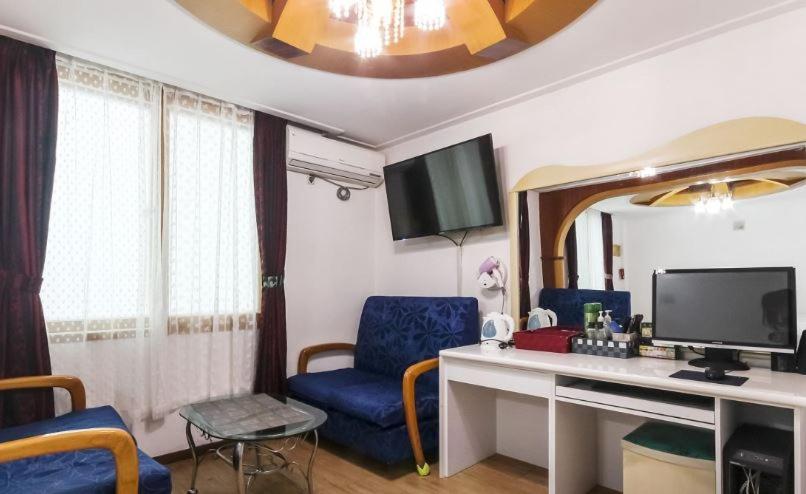 Lee Motel Йосу Экстерьер фото